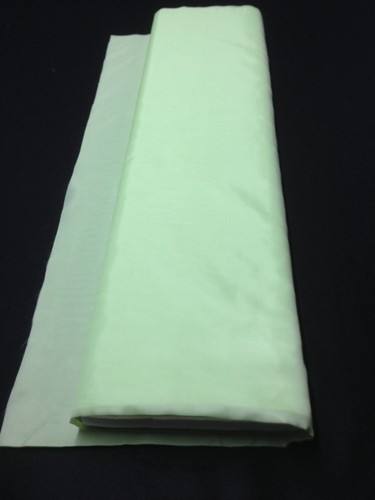Tenture mariage tissu - ,