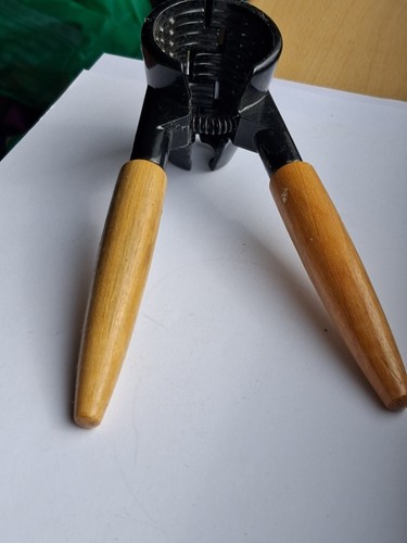 Casse noix noisette bois et - noix-noisette,