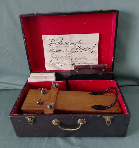 Ancien nardigraphe nardi - nardigraphe,