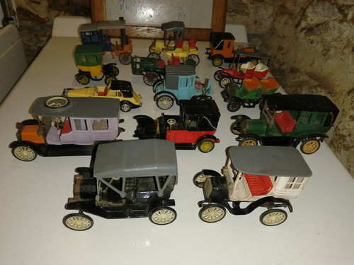 Lot anciennes voitures - anciennes,