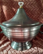 Soupière En Etain À Fleur De