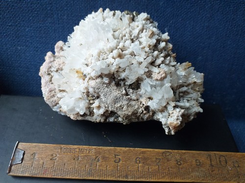 Pyrite quartz calcite - ,