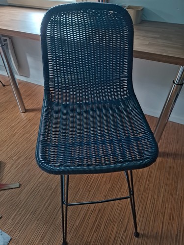 Chaises hautes bar - hautes,