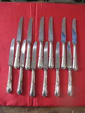 ++"510.13"  12 COUTEAUX A