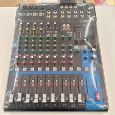 Table de mixage Yamaha MG12XU