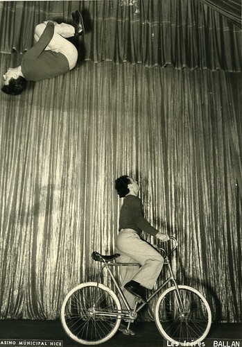 France music hall circus - music,