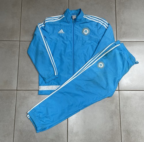 Tracksuit ensemble - , om