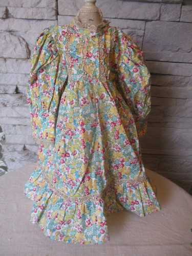 Robe tissu fleuri - robe, dentelle