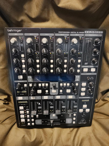 Behringer ddm4000 channel dj - 4-channel,