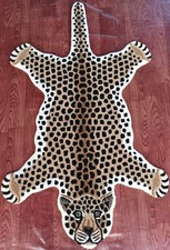 Tapis léopard 3x5 pieds fait