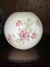ANTIQUE BALL 10”GLOBE SHADE WHITE WITH FLORALS FOR BANQUET OIL LAMP Beatiful