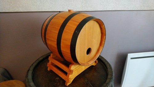 Tonnelet bois pour bib - , et
