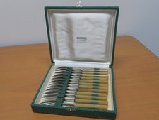 12 ANCIENNES FOURCHETTES À