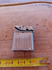 Ancien Briquet Essence