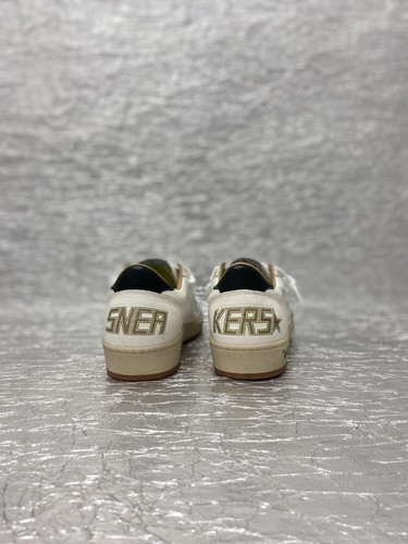 Golden goose - golden,