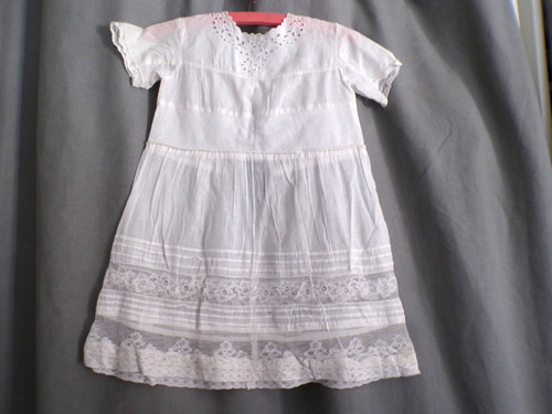 Linge ancien robe fille - ancien,