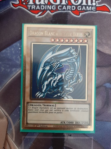 Dragon blanc aux - yu-gi-oh!,