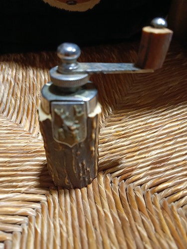 Moulin poivre cerf - cerf, vintage