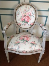 Fauteuil de style Louis XVI