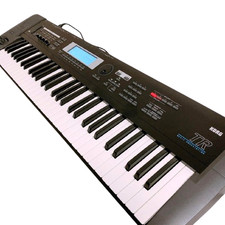 KORG TR61 Synthesizer 61-Key Keyboard AC100V Working Good Condition