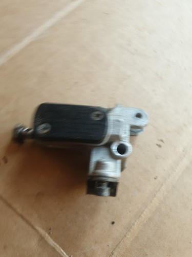Maitre cylindre moto - 50,