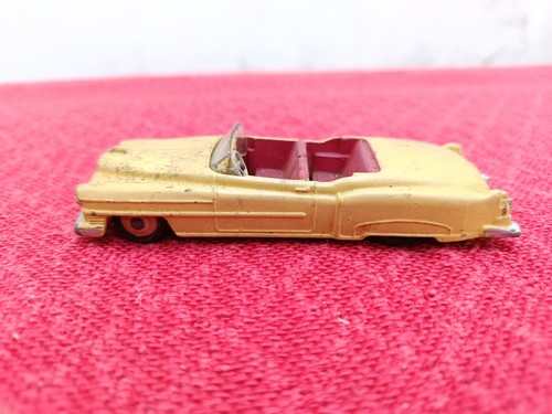 Dinky toys cadillac - ,