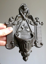 PYROGENE bas relief fonte