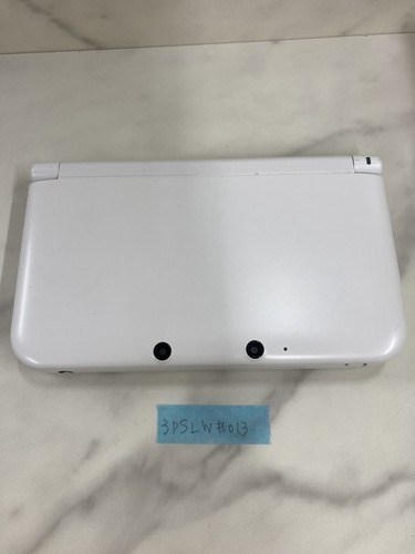 Used white nintendo 3ds - white,