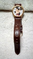  MICKEY MOUSE MEMORIBILIA