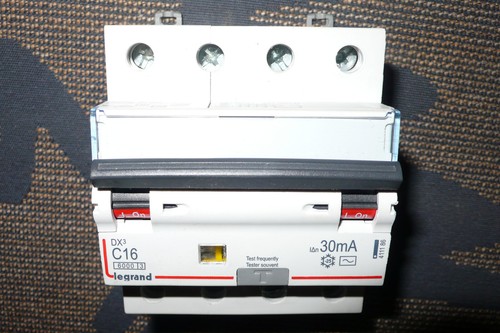 Disjoncteur differentiel - disjoncteur,