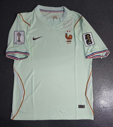 Maillot équipe de - de, l'Équipe