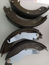 Brake Shoes 250GD 290GD 300GD Mercedes-Benz W460 W461 