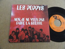 DISQUE 45T DES  POPPYS  " NOËL 70 " 