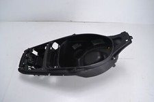 Compartiment de rangement sous la selle GILERA RUNNER 125 4T