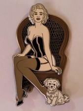 PINS  MARILYN MONROE  SEXY