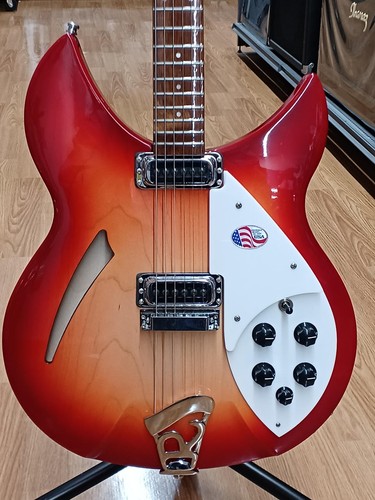 Rickenbacker guitare - [rickenbacker],