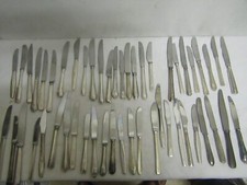serie de 52 couteaux de table