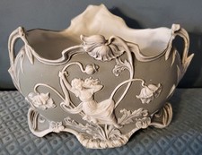 Jardinière en BISCUIT vert