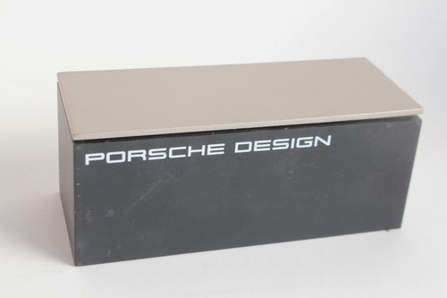 Présentoir porsche design - présentoir,