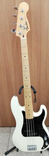 Guitare basse électrique