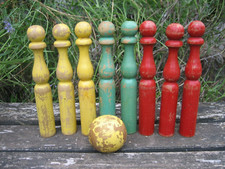 Ancien jeu de quilles en bois