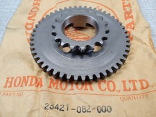 Pignon sur arbre petite vitesse pour HONDA PS50 K K1 neuf origine 23421-082-000