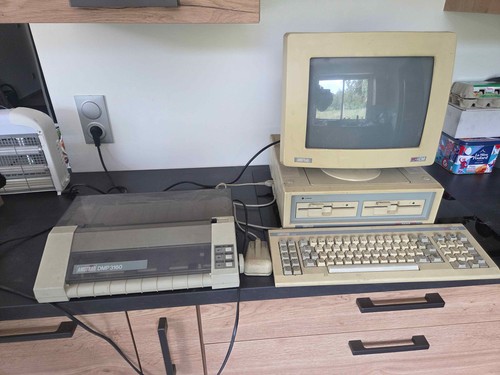 Ordinateur vintage amstrad - ordinateur,