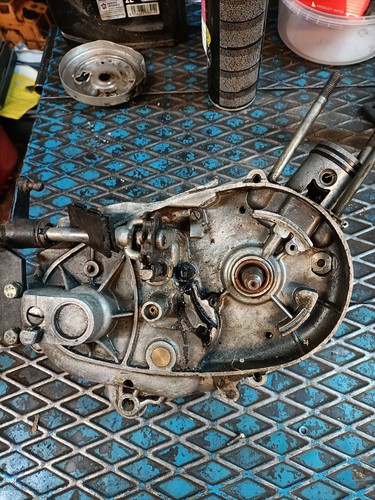 Bas moteur nsu - bas,