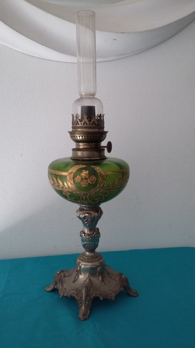 Ancienne lampe petrole - ancienne, a