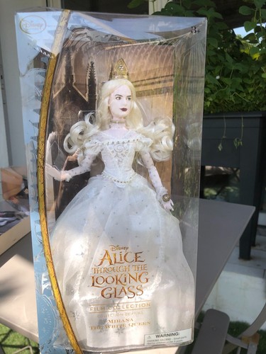 Poupee disney reine - disney, la