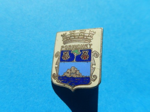 Insigne émaillé blason - insigne,