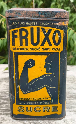 Boîte publicitaire ancienne