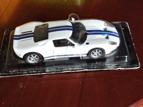 Ixo ford gt - gt, blanche