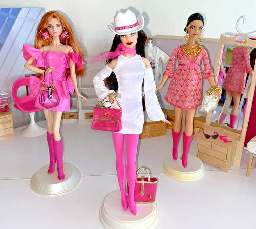 Barbie basics black - basics, label